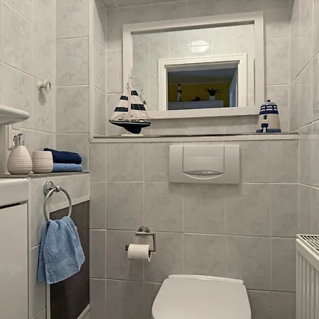 Birkenstrasse 11a 2 - Luette Uttied Apartment Zingst